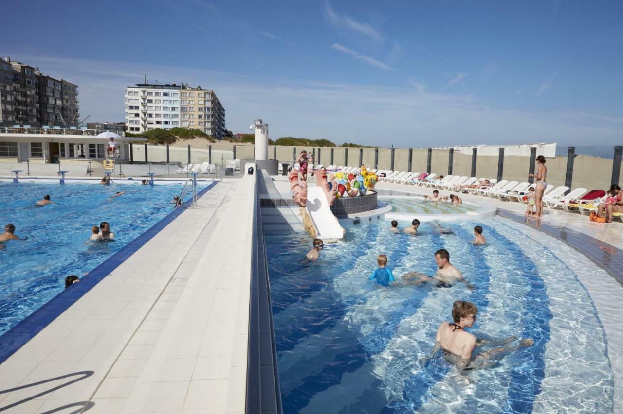 Zeedijk Oostduinkerke Frontaal Zeezicht - Volledig Gerenoveerd 2022! Apartment Exterior photo